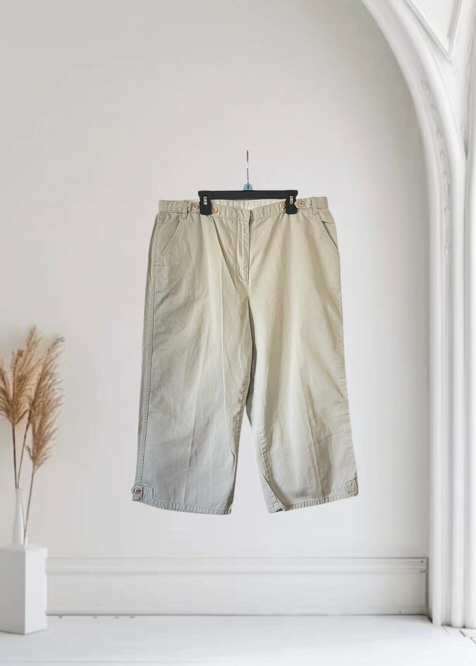 Christopher Banks Pants Womens Beige Capri Cotton Size 14